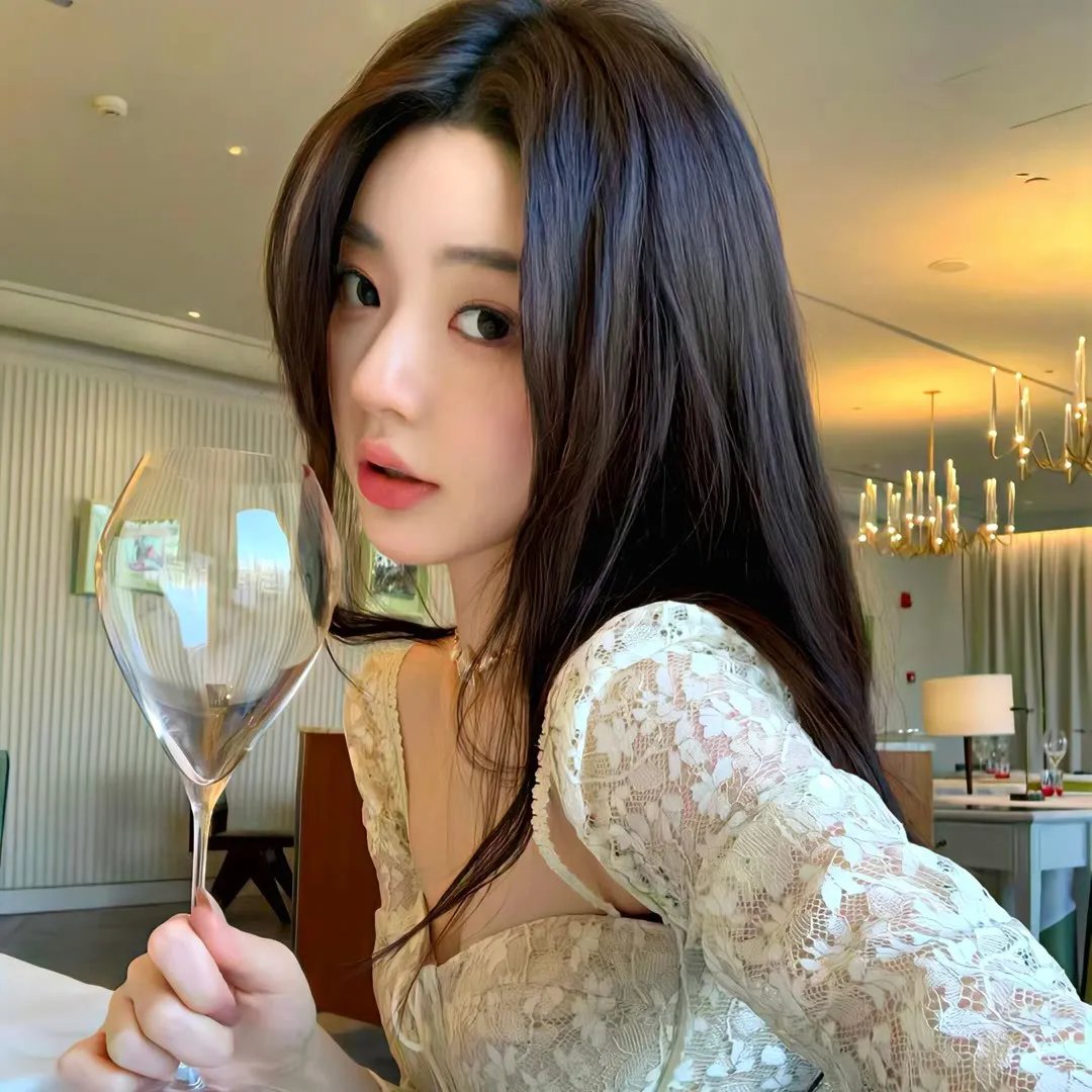 飞燕惊鸿